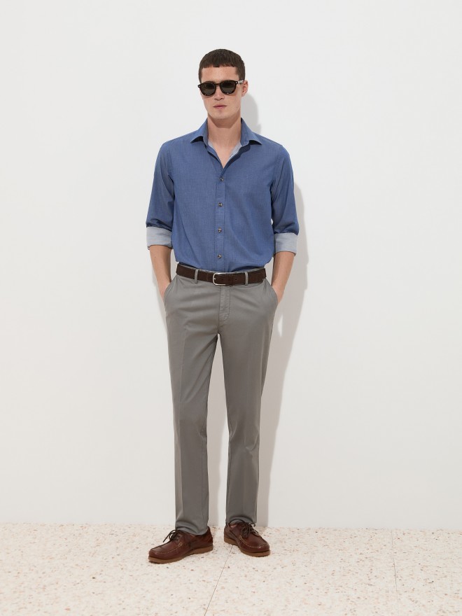 Pantalones chinos de corte slim Pantalones chinos de corte slim