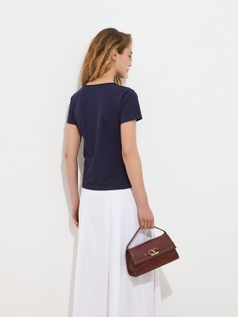 Basic T-shirt Basic T-shirt