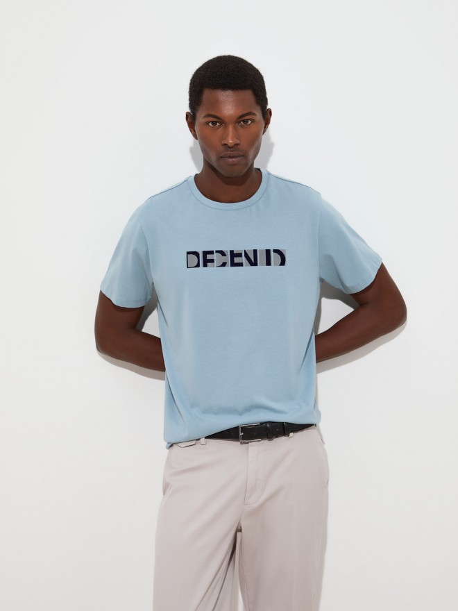 T-shirt em algodão T-shirt em algodão