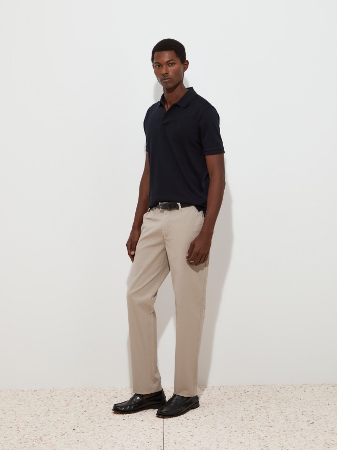Pantalones chinos de corte regular Pantalones chinos de corte regular