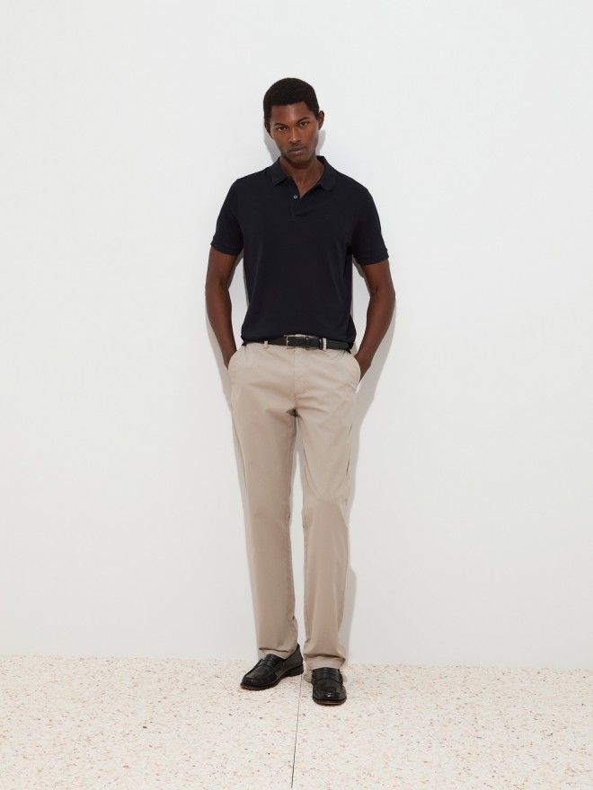 Pantalones chinos de corte regular Pantalones chinos de corte regular