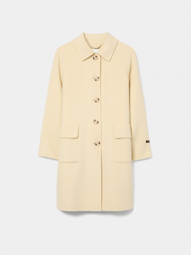 Wool overcoat with pockets Wool overcoat with pockets