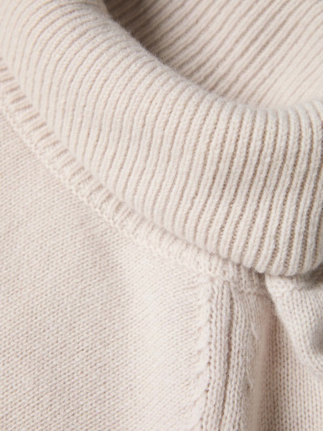 Turtleneck sweater with wool Turtleneck sweater with wool