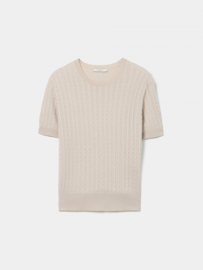 Knitted sweater made of wool and cashmere. Knitted sweater made of wool and cashmere.