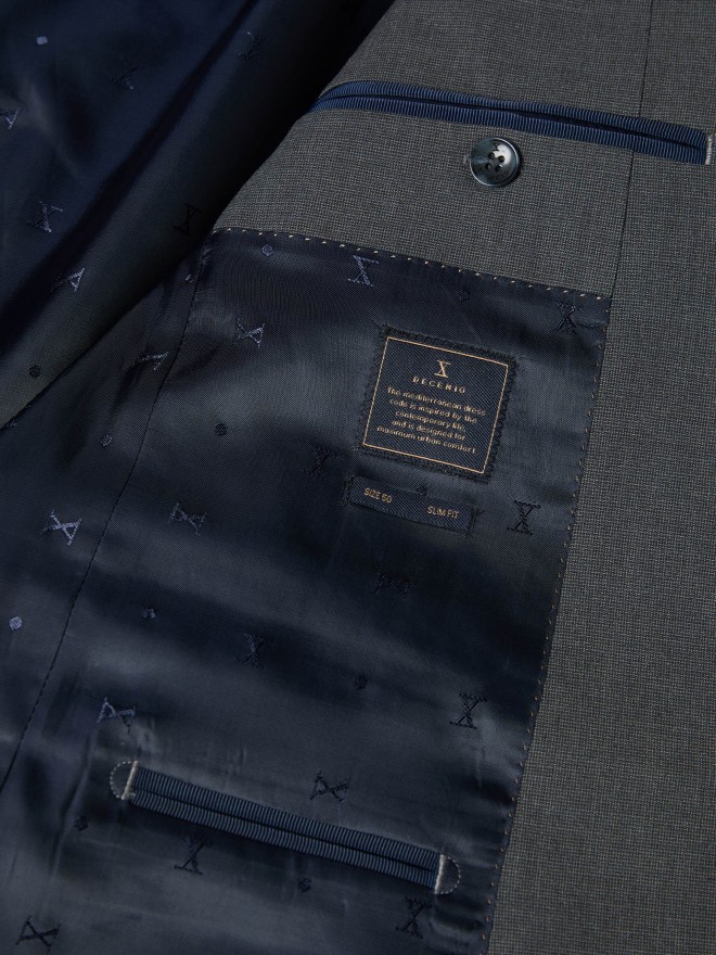 Classic slim fit suit Classic slim fit suit