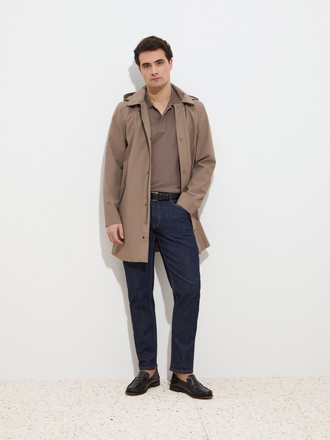 Parka com capuz amovível Parka com capuz amovível