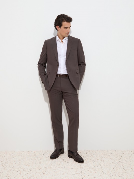 Regular fit suit