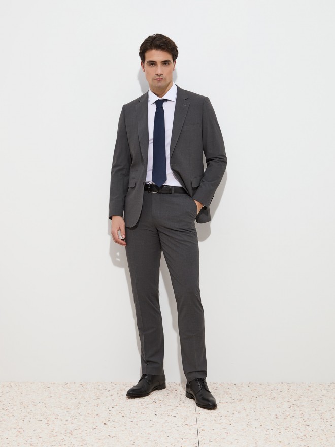 Classic slim fit suit Classic slim fit suit