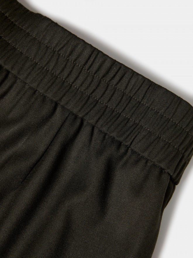 Chino pants with elastic waistband Chino pants with elastic waistband