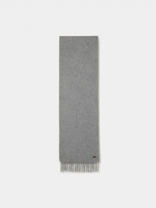 Wool scarf