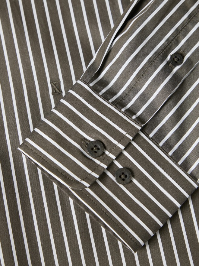 Regular fit striped shirt Regular fit striped shirt