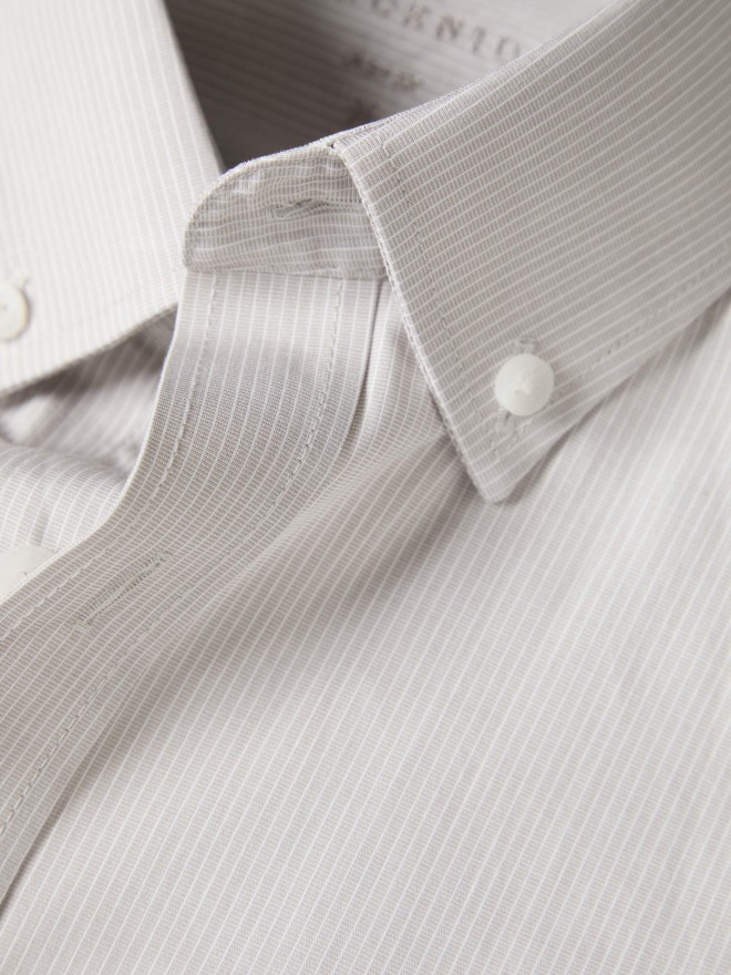 Slim fit striped shirt
