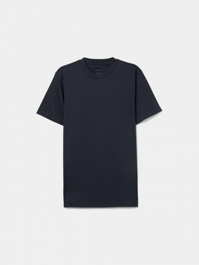 Basic T-shirt made with silk and cotton Basic T-shirt made with silk and cotton