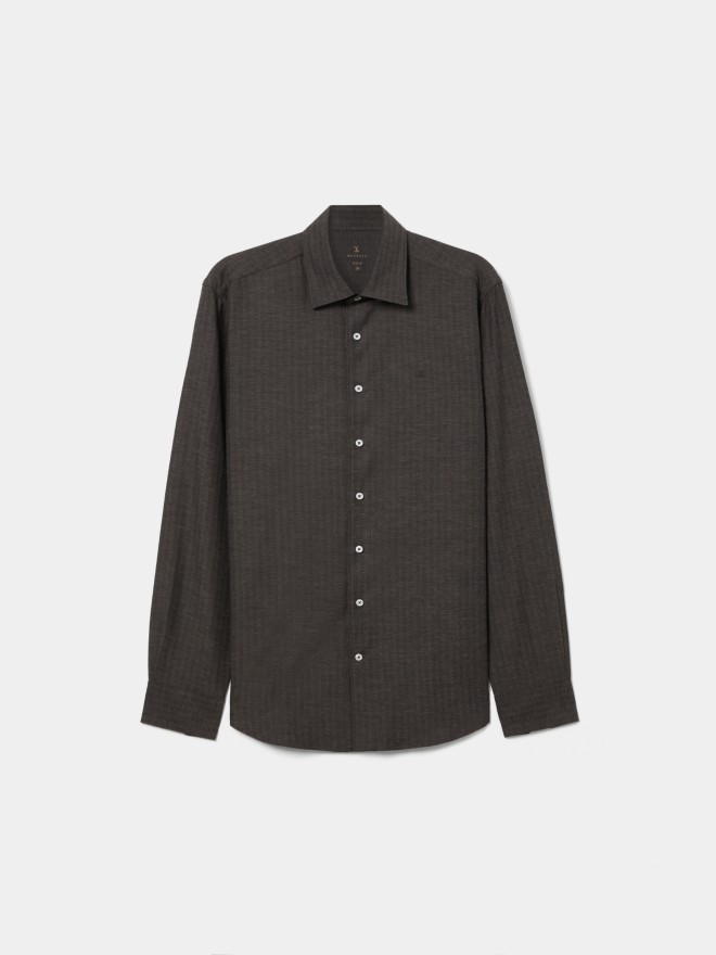Camisa confeccionada con lana y lyocell