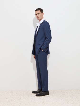 Slim fit suit Slim fit suit