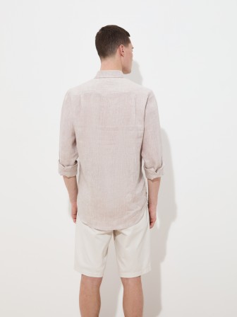 Camisa regular fit em linho Camisa regular fit em linho