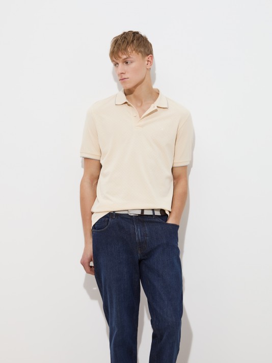 Short-sleeved polo shirt
