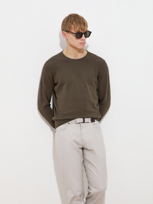 Knit sweater