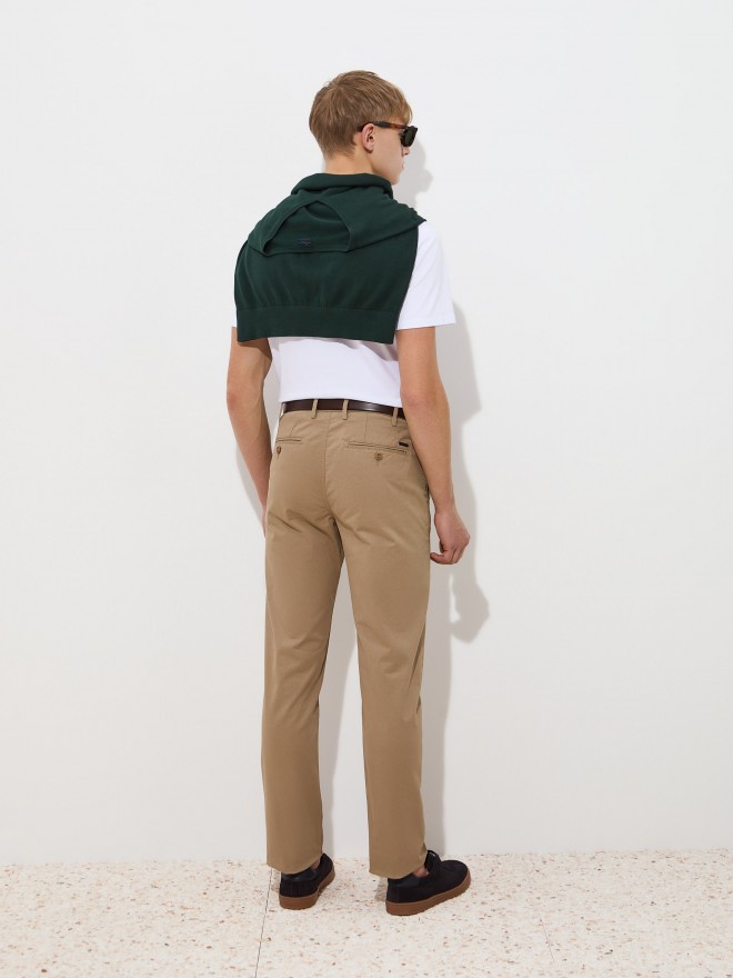Calças chino regular fit Calças chino regular fit