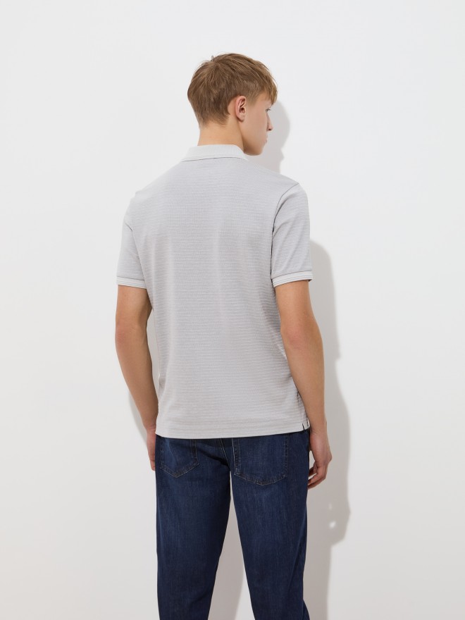 Short-sleeved polo shirt