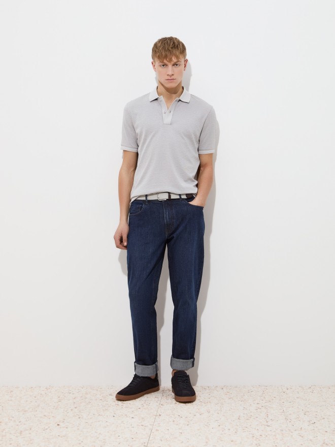 Short-sleeved polo shirt