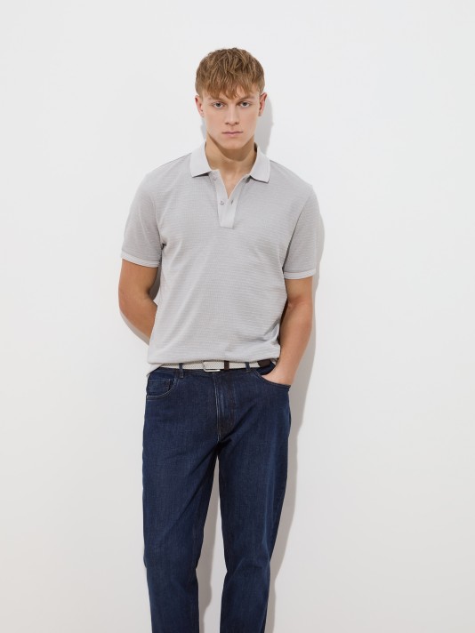 Short-sleeved polo shirt