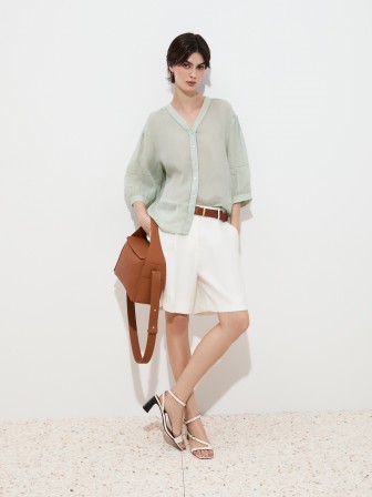 Blouse in ramie Blouse in ramie