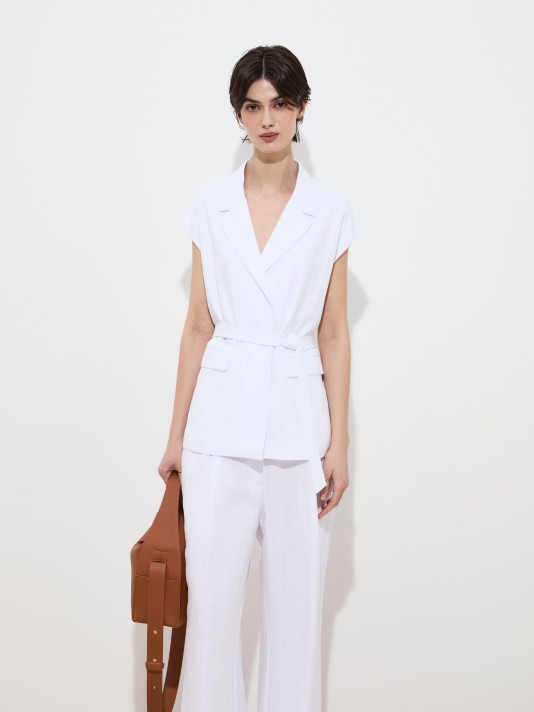 Short-sleeved vest