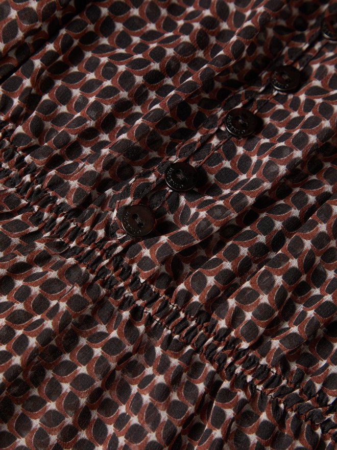 Vestido estampado com laçada Vestido estampado com laçada