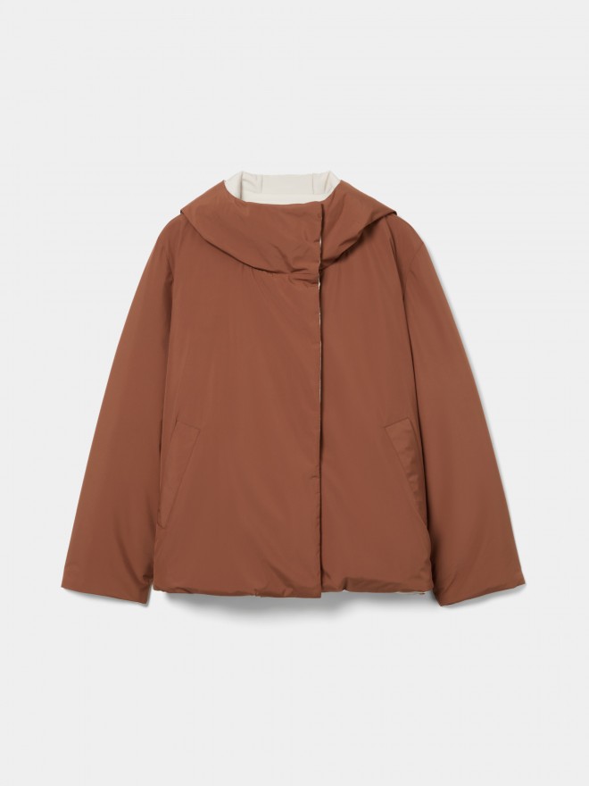 Blus�o revers�vel com capuz