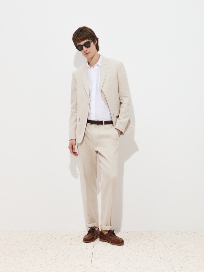 Slim fit blazer in linen and cotton Slim fit blazer in linen and cotton