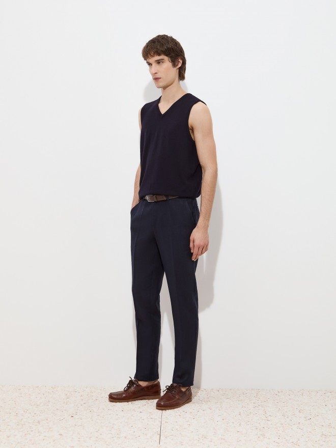 Regular fit linen trousers