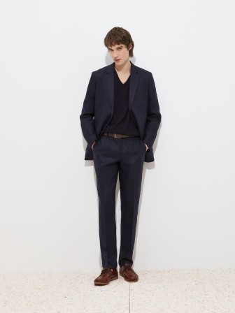 Regular fit linen trousers Regular fit linen trousers