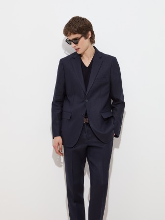 Classic blazer in regular fit linen