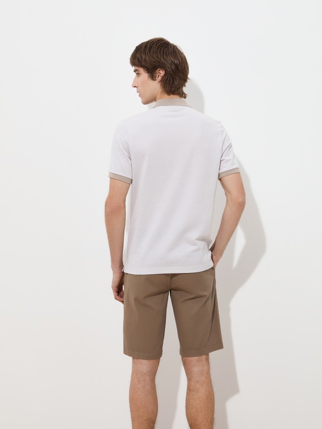 Short-sleeved polo shirt