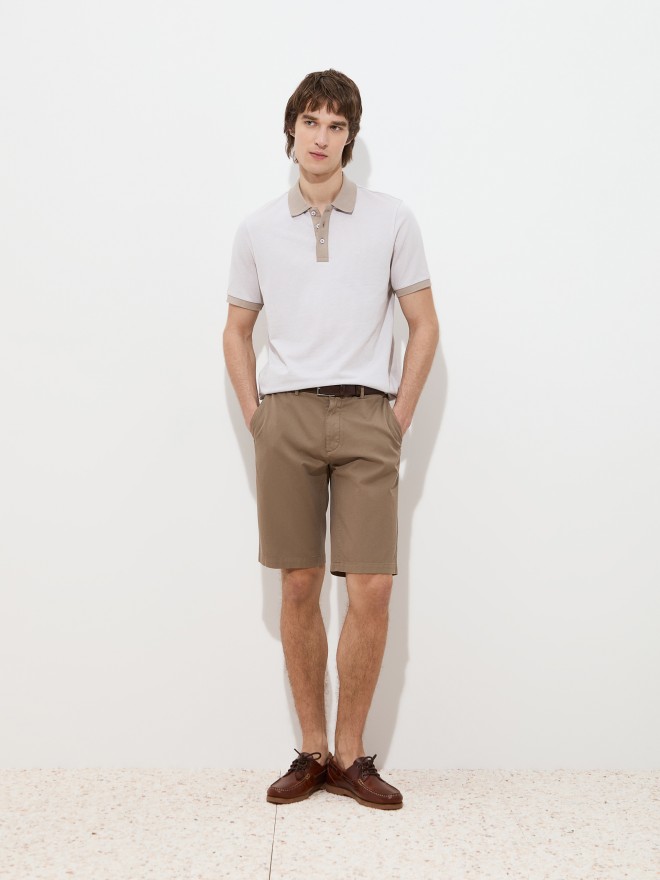 Short-sleeved polo shirt