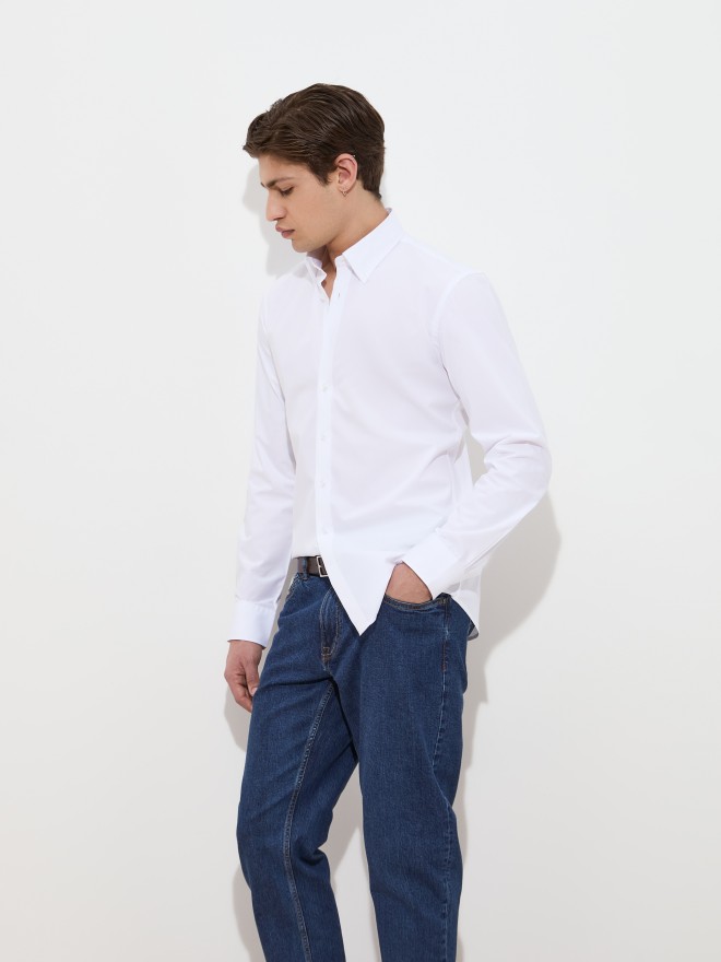 Slim fit shirt Slim fit shirt