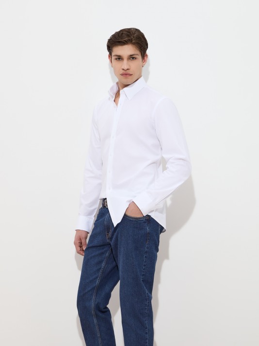 Slim fit shirt
