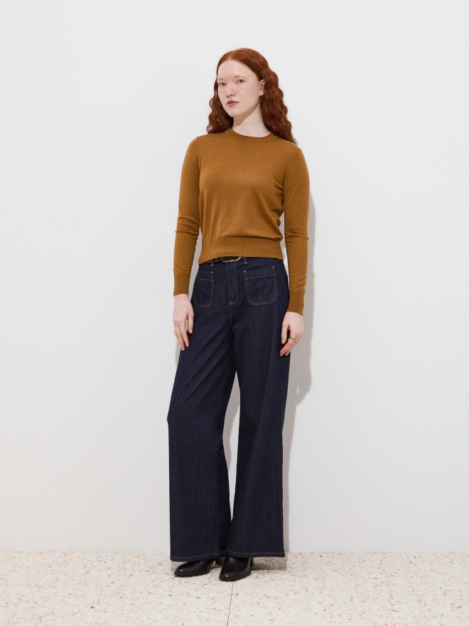 Round neck sweater Round neck sweater