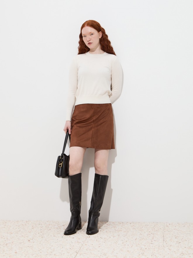Round neck sweater Round neck sweater