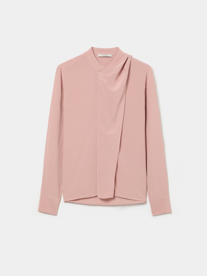 Blusa con bufanda Blusa con bufanda