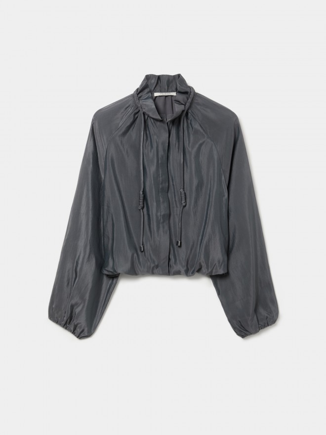 Blusa fluida com brilho Blusa fluida com brilho