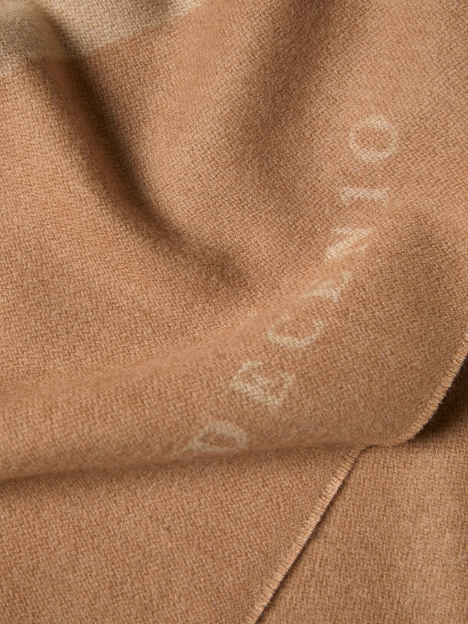 Two-tone wool scarf Two-tone wool scarf