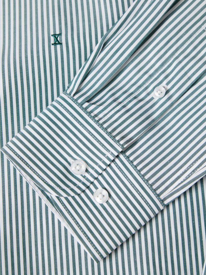 Regular fit striped shirt Regular fit striped shirt