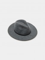 Gorro de lana con cinturón Gorro de lana con cinturón