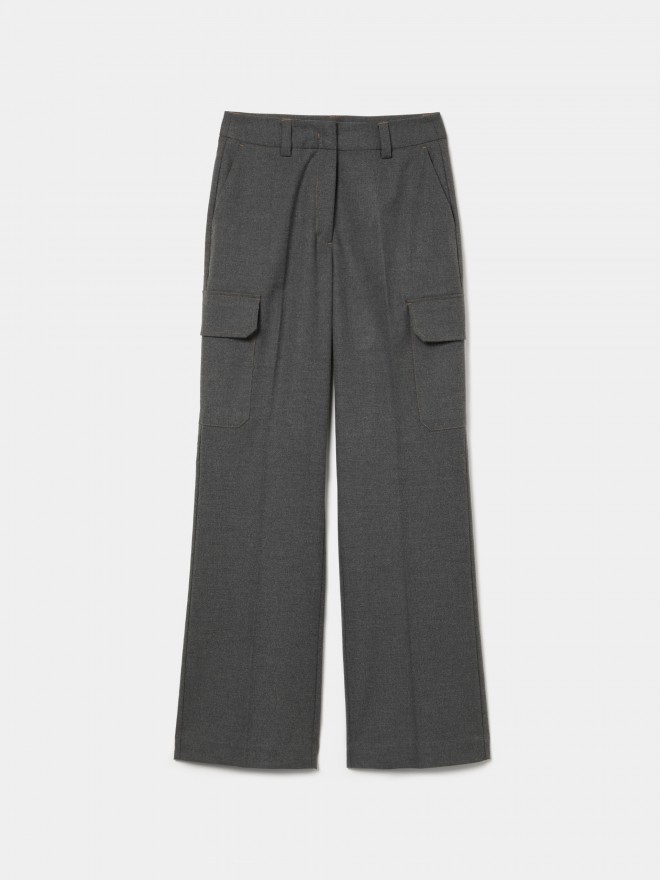 Pleated trousers