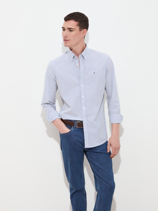 Slim fit striped shirt