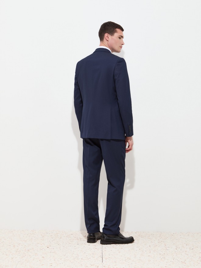 Slim fit suit Slim fit suit