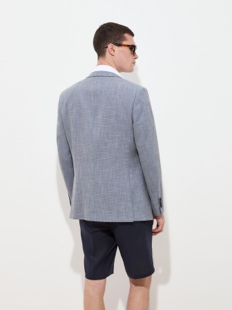 Regular fit blazer with micro-patterned check pattern. Regular fit blazer with micro-patterned check pattern.