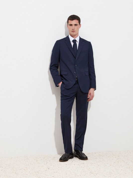 Slim fit suit